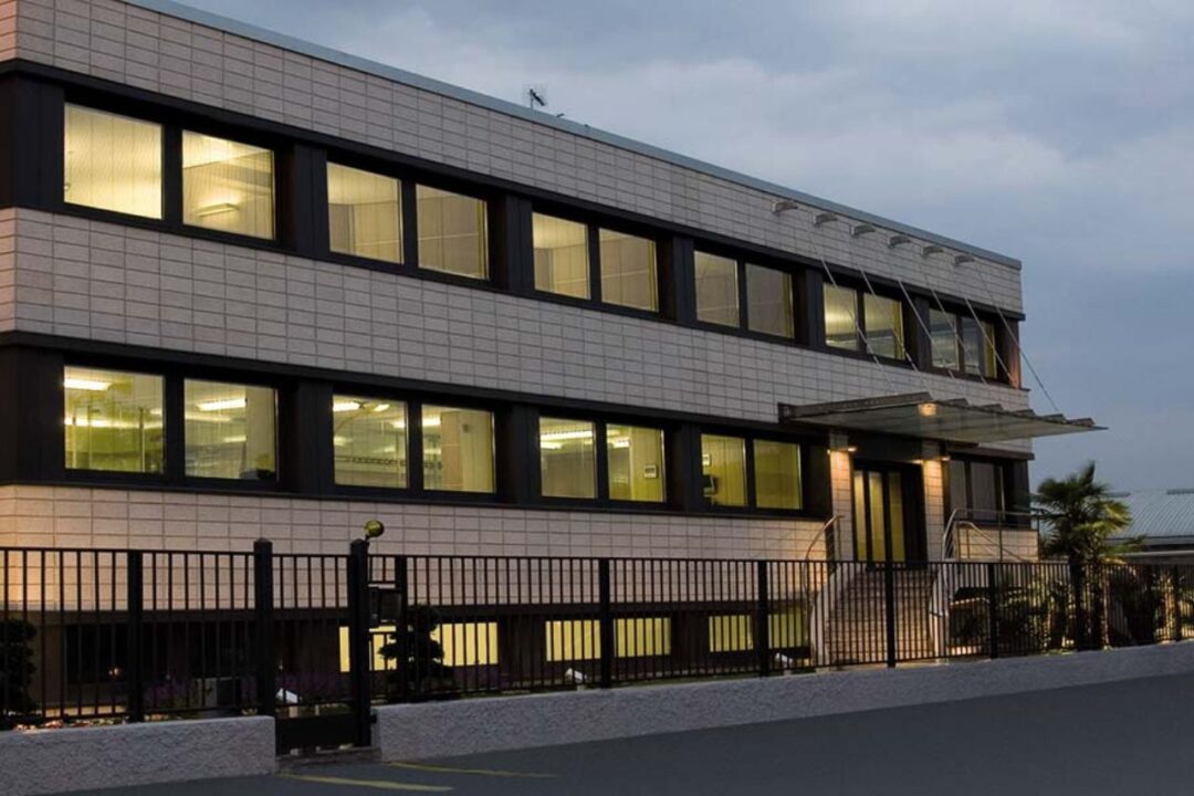 Agrandissement du siège Bottaro à Novate Milanese