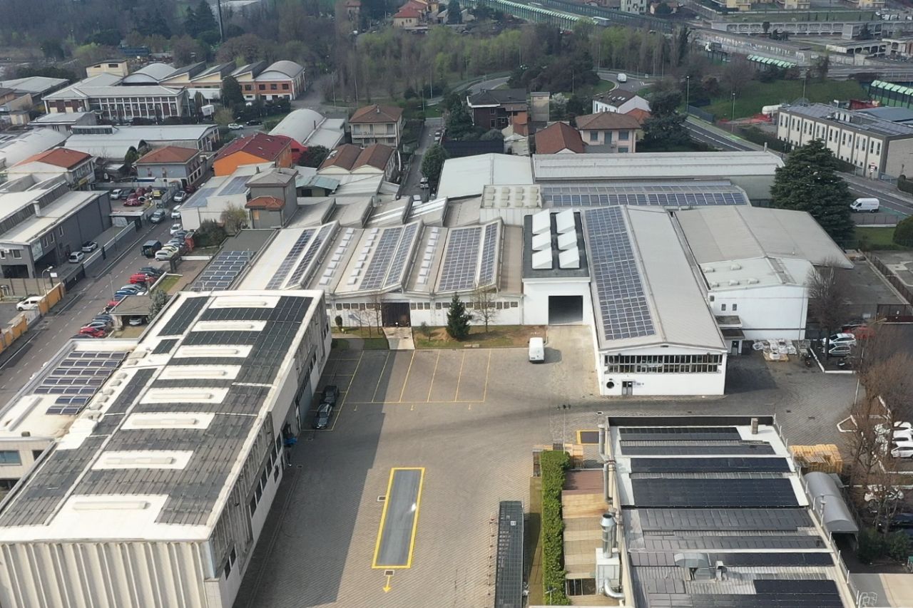 Stabilitmento logistico di Novate Milanese di Bottaro